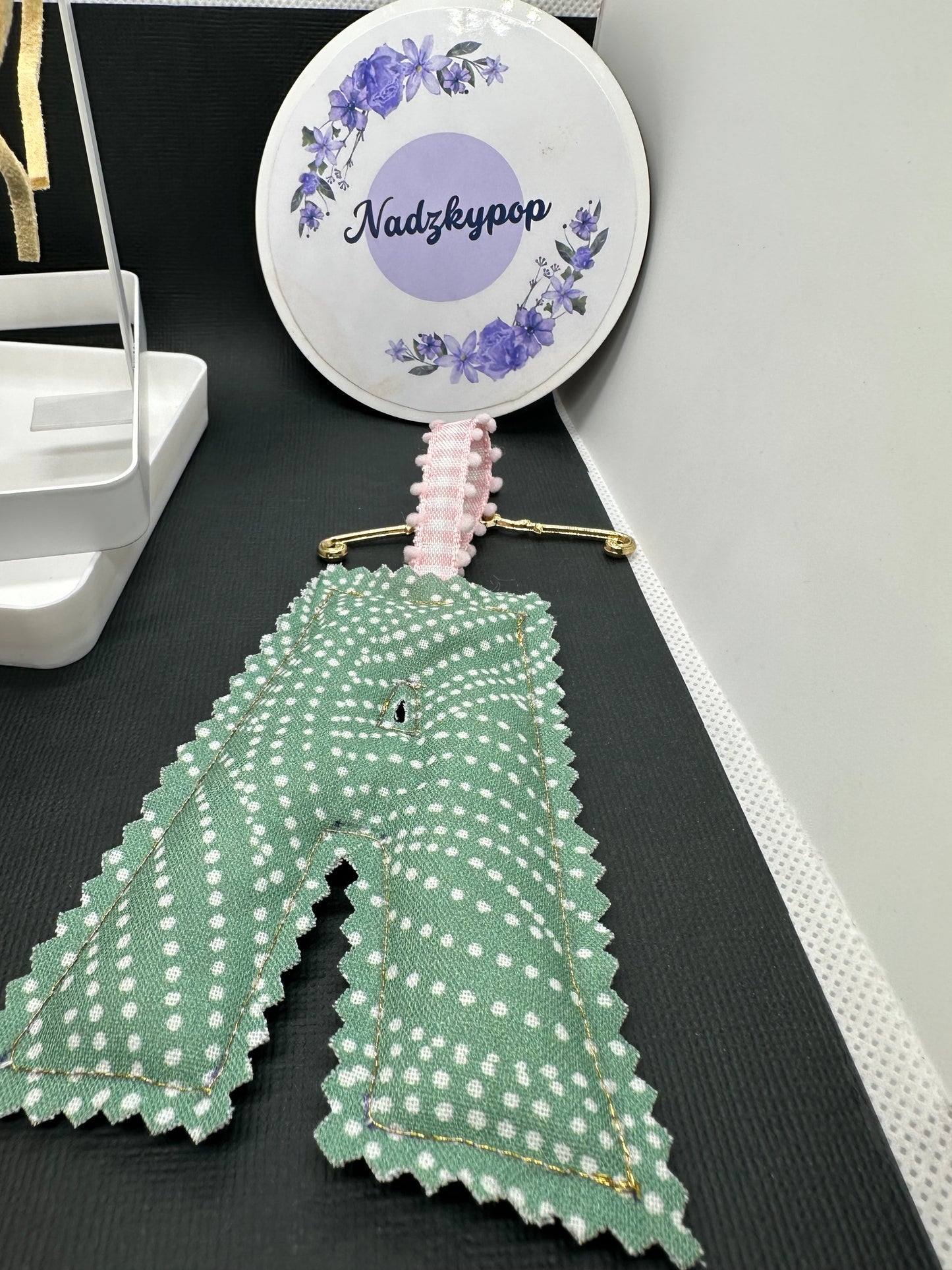 Fabric letter keyholder