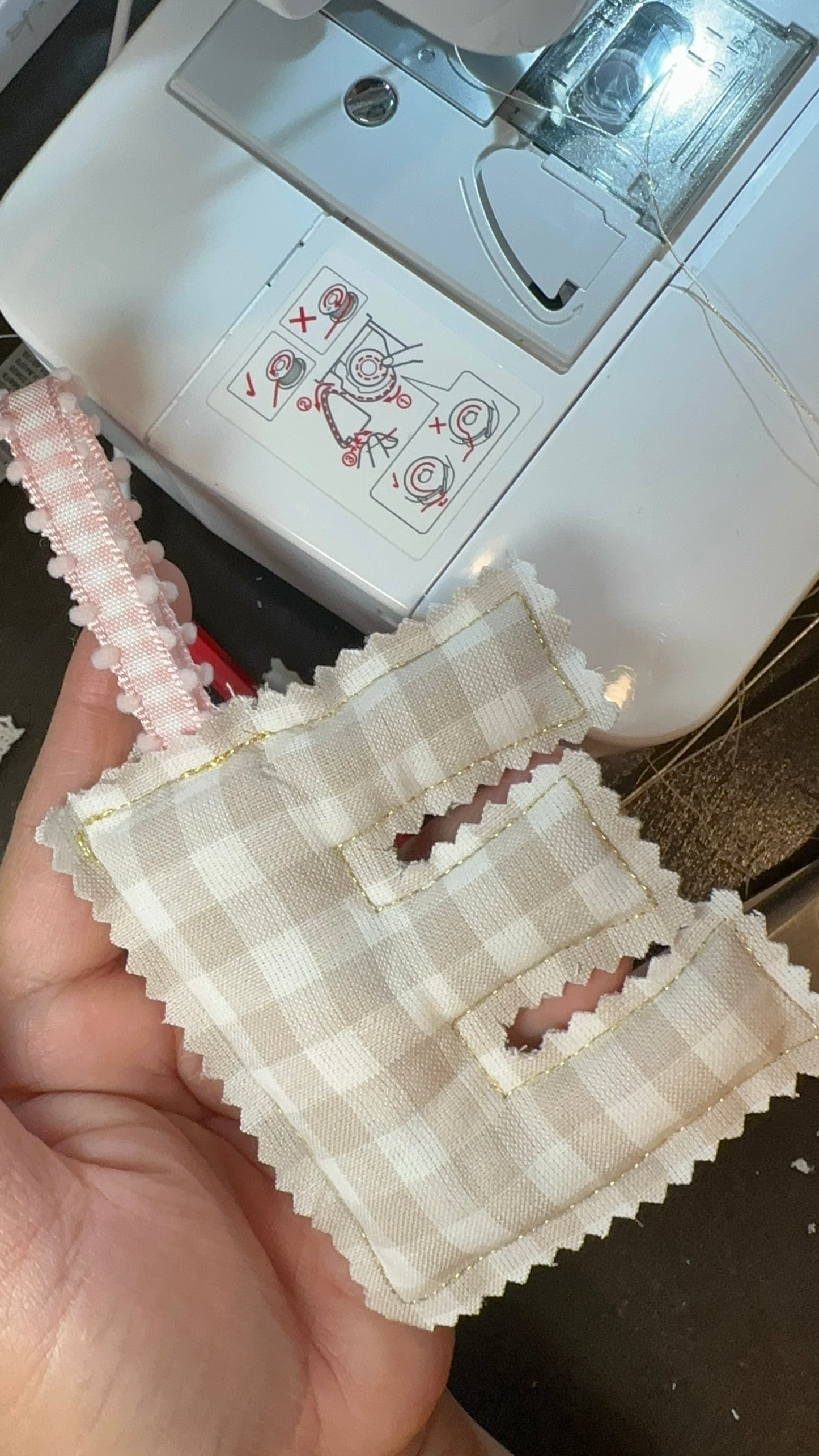 Fabric letter keyholder
